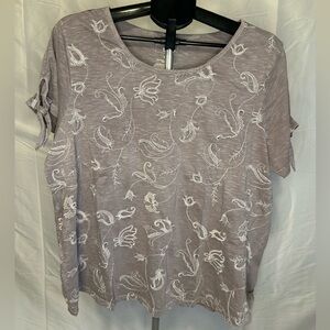 Sonoma Light Gray Embroidered Tee